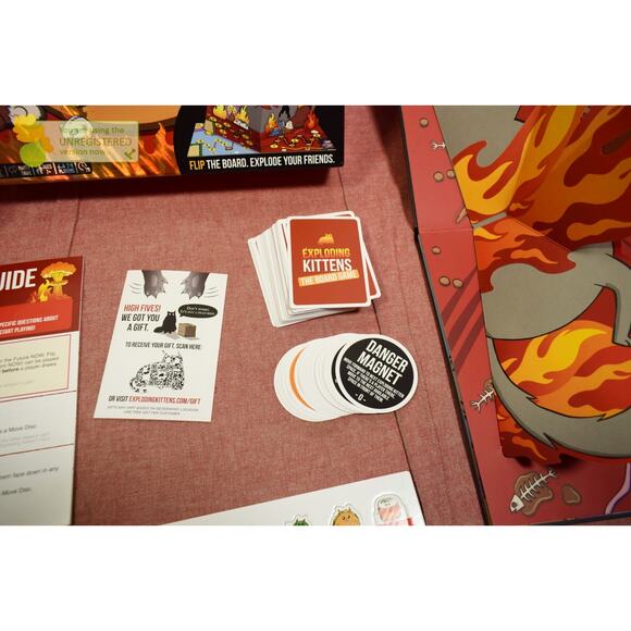 Exploding Kittens: The Board Game - Picture 4 of 8